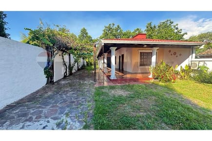 CASA-VENTA-VILLA FLORIDA-MISIONES