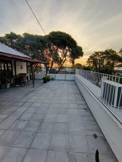 Casa en venta c/ cochera en La Blanqueada