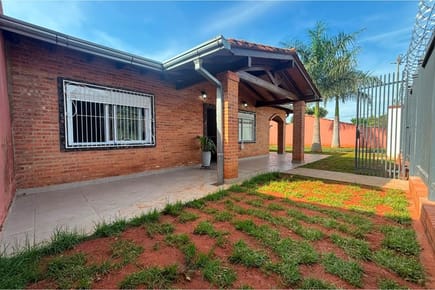 Casa en alquiler en San Lorenzo, Sagrada Familia