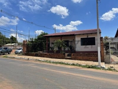 Vendo casa en San Isidro Lambaré