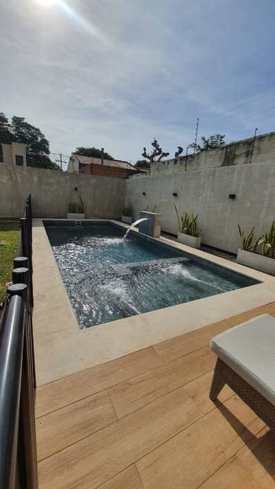 EN VENTA EXCLUSIVA CASA EN FDO DE LA MORA ZONA NORTE