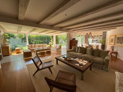 Venta gran apartamento con jardín de uso exclusivo sobre Harwood.