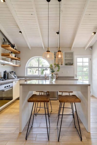 CASA EN VENTA EN MADAME LYNCH 