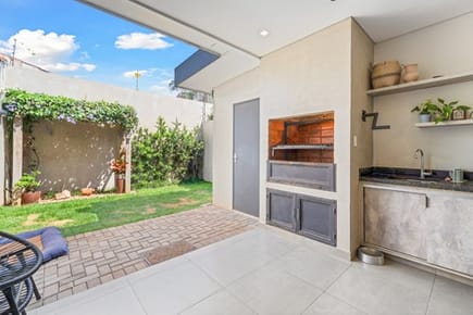 ALQUILO DUPLEX COMPLETAMENTO AMOBLADO EN LAMBARE