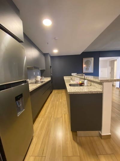 VENDO HERMOSO DEPARTAMENTO EDIFICIO MINUTAGE - EJE CORPORATIVO