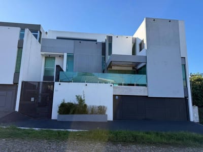 EN VENTA Propiedad Vanguardista CASA EN ALTURA SMART  EN LAMBARE 