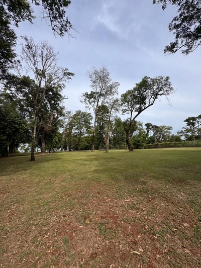 Terreno En Venta Sobre El Rio Acaray