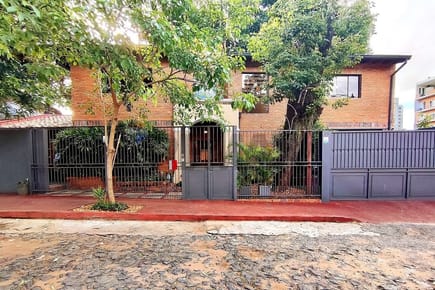 CASA EN VENTA - RECOLETA