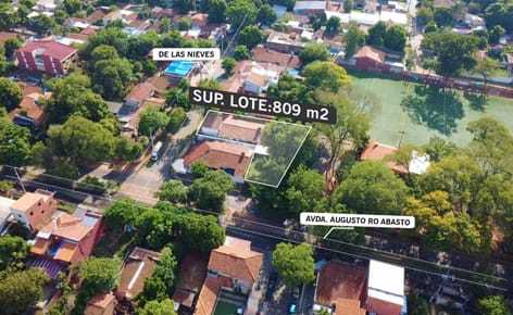 Vendo Terreno con Casa sobre Augusto Roa Bastos . Salida de calle a calle