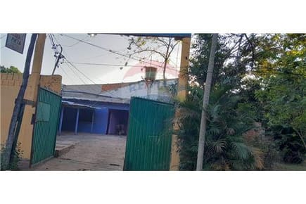 Amplia propiedad de 12 habitaciones c/baños para Renta, Isla Bogado, Luque