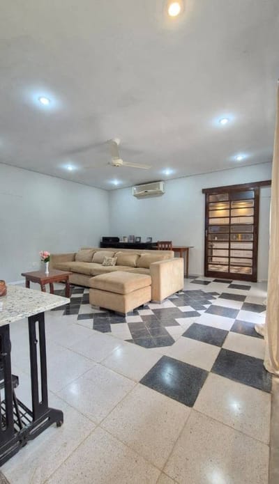 CASA EN LUQUE ZONA MARAMBURE