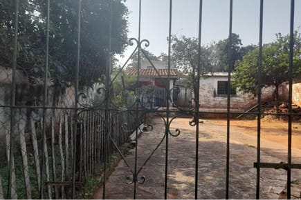 PROPIETARIO TRASFIERE TERRENO.
