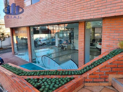 Local comercial en Alquiler zona Calacoto