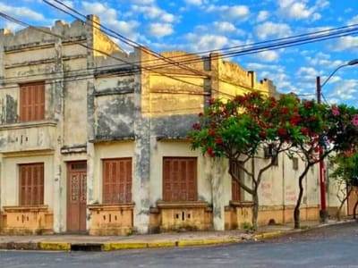 VENDO CASA COLONIAL EN BARRIO SAN ROQUE ASUNCIÓN