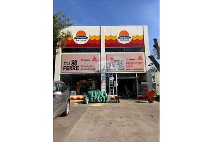 ALQUILO SALON COMERCIAL EN LUQUE
