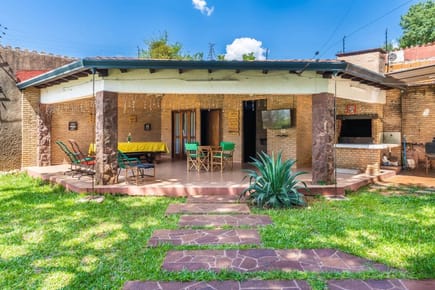 VENDO HERMOSA CASA EN CIUDAD DE LUQUE 