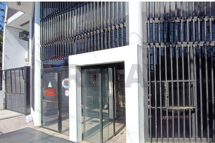 LOCAL COMERCIAL EN ALQUILER- ÑEMBY