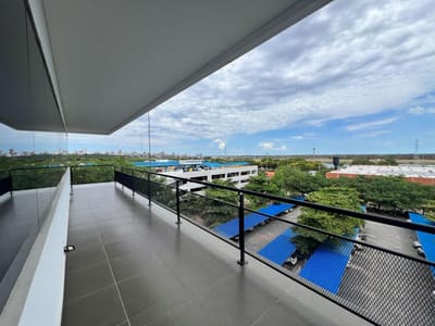 ZONA COSTANERA OFICINA  CORPORATIVA DE 778M2, CON 10 ESTACIONAMIENTOS. 