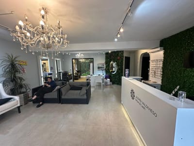 LOS LAURELES, CASA EN VENTA, DE 3 DORMITORIOS.