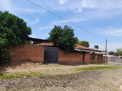 Venta Casa En Lambaré Zona Yacht Y Golf Club