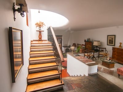 Linda Casa Estilo Californiano En La Aurora: 4 Dorm, $ 805,000