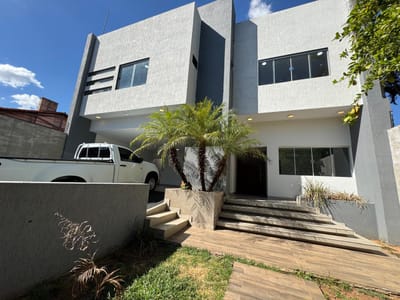 VENDO CASA EN BARRIO NAZARETH ASUNCION