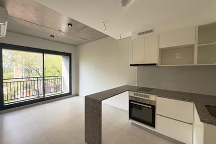 Alquiler depto 1 dorm a estrenar con amenities en Luque con cochera