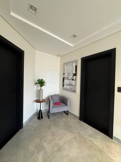 RESIDENCIA DE LUJO AMOBLADA FRENTE AL RIO ACARAY
