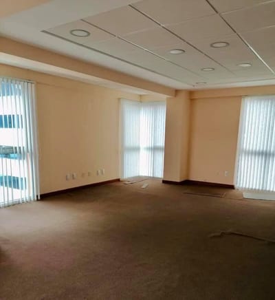 OFICINA MODERNA EN VENTA