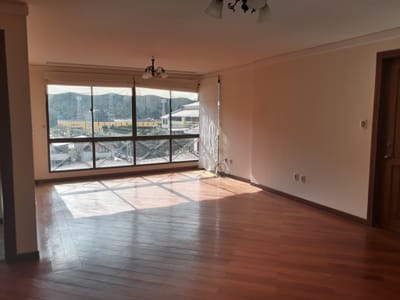 Achumani, Departamento en Venta Frente al Complejo 