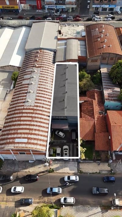 Local Comercial en Venta sobre Av. José Asunción Flores, Barrio Mburicao