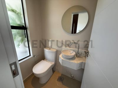 Venta de Casa Dúplex en Luque, Central