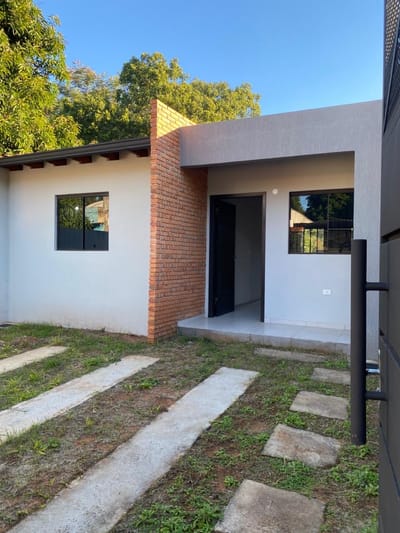 Vendo Casa a estrenar de 2 habitaciónes en Ñemby pa’i ñu