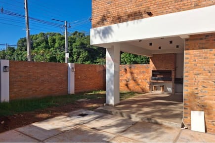 VENTA - DUPLEX - LUQUE