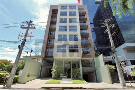 Vendo Monoambiente de 28 M2 a pasos del Shopping del Sol