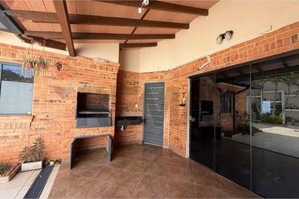 Amplio duplex en Fernando de la Mora z/ Norte