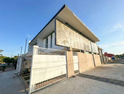 Vendo duplex a estrenar de 4 dormitorios en Fernando de la Mora zona norte