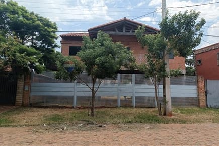 Casa-Venta-PY Central Luque Laurelty LORENZO ZEBALLOS CASI MANUELA R ZAVALA