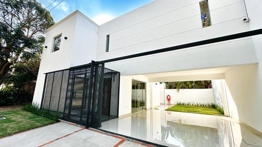 GRAN OPORTUNIDAD Duplex en venta a cuadras de la avenida Santa Teresa 