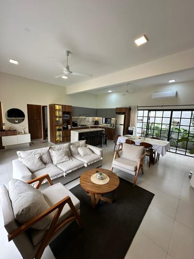VENDO HERMOSA CASA EN SAN LORENZO