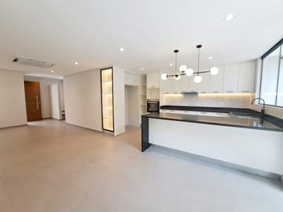 En Venta Dúplex A Estrenar En Barrio Villa Adela, Luque Financiación Bancaria