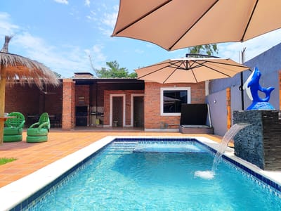 VENDO CASA QUINTA EN SAN LORENZO!!