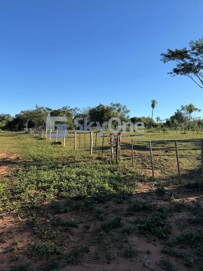 OPORTUNIDAD ÚNICA EN CARAPEGUA  – ZONA LOMA BARRIO VIRGEN DE FÁTIMA !!