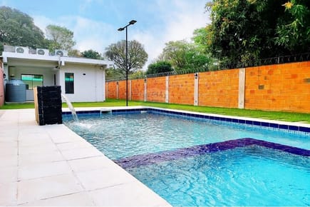 Chalet - Venta - Luque, Central, Paraguay