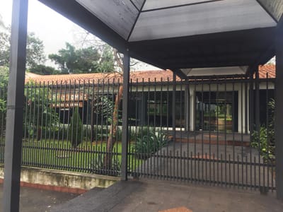 VENDO CASA QUINTA EN AREGUA 