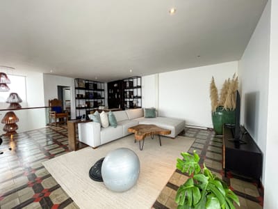 EXCLUSIVO TRIPLEX VISTA AL MAR