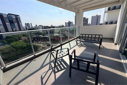 Vendo Departamento de 2 dormitorios con cochera en edificio Aviadores Building