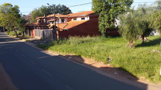 Vendo Terreno En San Lorenzo al costado del Pinedo