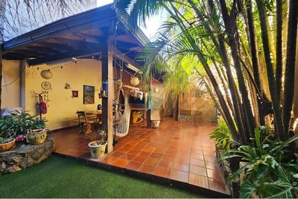 Venta de casa en La Encarnación, Asunción 