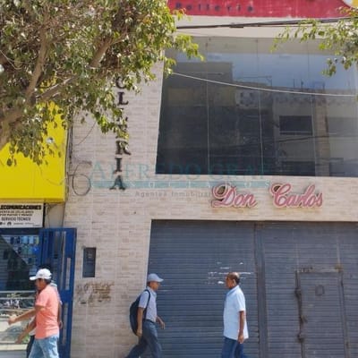 Locales Comerciales AV Jose Balta